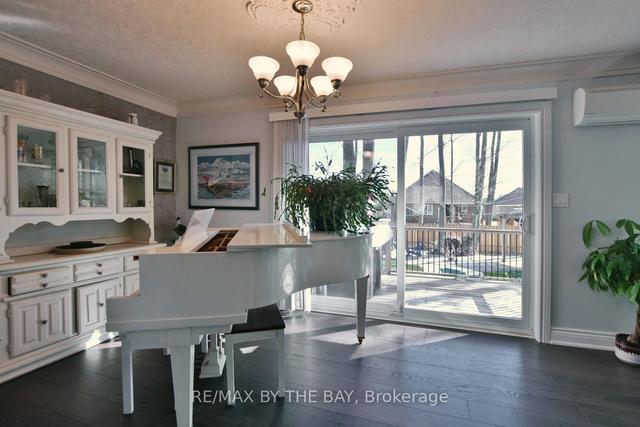 52 Downer Cres, House detached with 4 bedrooms, 4 bathrooms and 9 parking in Wasaga Beach ON | Image 13