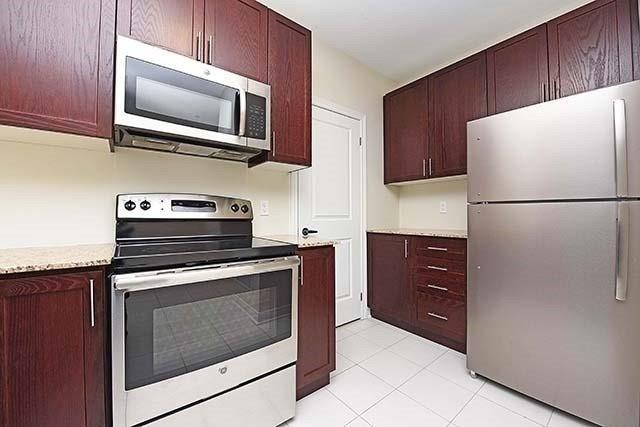 105 - 7768 Kennedy Rd, Condo with 2 bedrooms, 1 bathrooms and 1 parking in Markham ON | Image 13