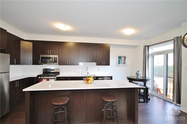 114 Attwell Private, Townhouse with 4 bedrooms, 4 bathrooms and 3 parking in Ottawa ON | Image 21