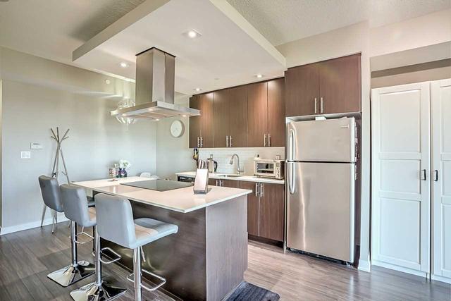 828 - 165 Legion Rd N, Condo with 1 bedrooms, 1 bathrooms and 1 parking in Toronto ON | Image 12