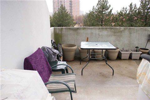 312 - 1 Rowntree Rd, Condo with 2 bedrooms, 2 bathrooms and 1 parking in Toronto ON | Image 18