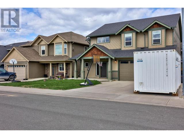 2672 Stanko Way, House detached with 4 bedrooms, 3 bathrooms and null parking in Kamloops BC | Image 2