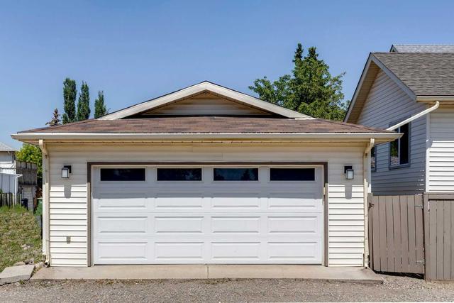 1035 Riverbend Drive Se, House detached with 4 bedrooms, 2 bathrooms and 2 parking in Calgary AB | Image 46