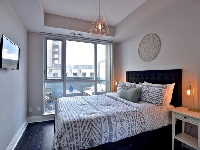 706 - 17 Kenaston Gdns, Condo with 2 bedrooms, 2 bathrooms and 1 parking in Toronto ON | Image 9