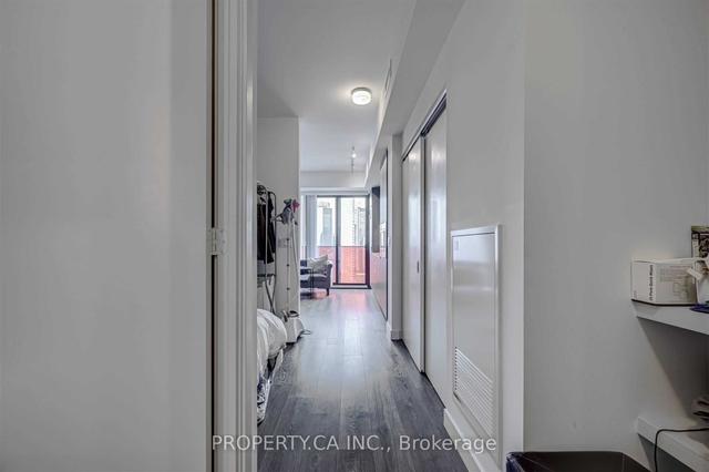 1910 - 215 Queen St W, Condo with 1 bedrooms, 1 bathrooms and 0 parking in Toronto ON | Image 15