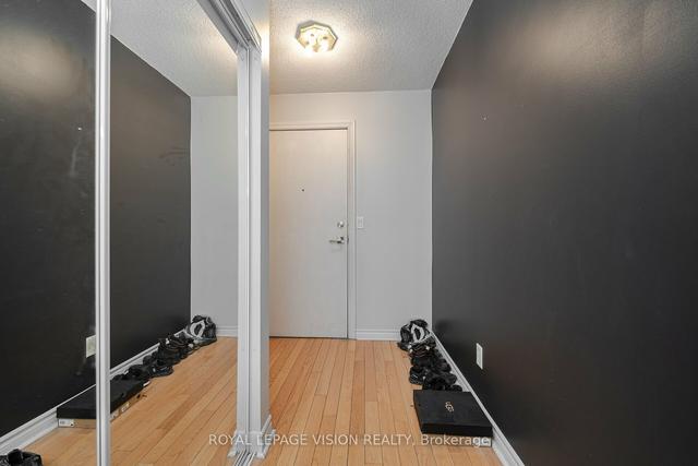 1726 - 250 Wellington St W, Condo with 1 bedrooms, 1 bathrooms and 1 parking in Toronto ON | Image 26
