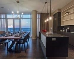 Sph203 - 100 Harbour St, Condo with 3 bedrooms, 3 bathrooms and 1 parking in Toronto ON | Image 1