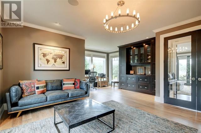 2990 Beach Dr, House detached with 4 bedrooms, 4 bathrooms and 6 parking in Oak Bay BC | Image 51