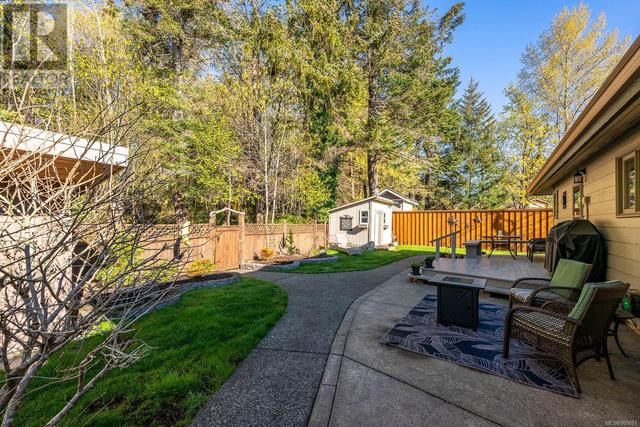 224 Spindrift Rd, House detached with 2 bedrooms, 3 bathrooms and 6 parking in Comox Valley A BC | Image 89