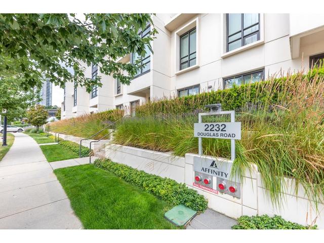 1005 - 2232 Douglas Road, Condo with 1 bedrooms, 1 bathrooms and null parking in Burnaby BC | Image 14