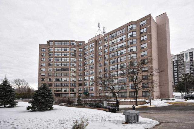 407 - 250 Davis Dr, Condo with 2 bedrooms, 2 bathrooms and 1 parking in Newmarket ON | Image 1