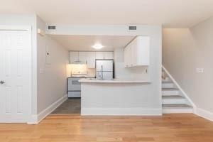 Th 16 - 83 Lillian St, Townhouse with 2 bedrooms, 2 bathrooms and 1 parking in Toronto ON | Image 4