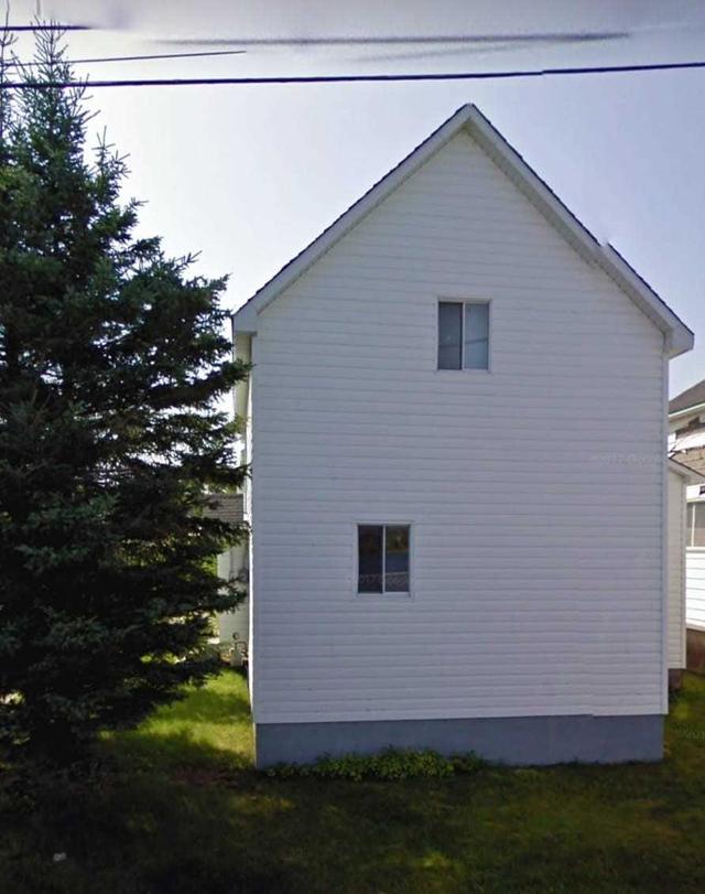 2 Aura Lake St, House detached with 2 bedrooms, 1 bathrooms and 2 parking in Timmins ON | Image 4