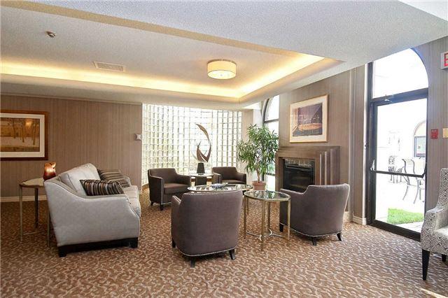 sph8 - 1 Aberfoyle Cres, Condo with 2 bedrooms, 2 bathrooms and 1 parking in Toronto ON | Image 6
