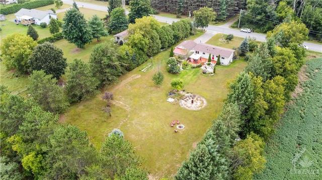 553 Main Street, House detached with 4 bedrooms, 2 bathrooms and 4 parking in North Grenville ON | Image 4