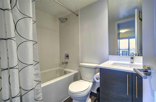 716 - 400 Adelaide St E, Condo with 1 bedrooms, 2 bathrooms and 1 parking in Toronto ON | Image 15