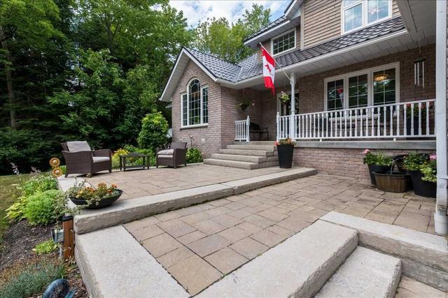 323 Scarlett Line, House detached with 4 bedrooms, 4 bathrooms and 18 parking in Oro Medonte ON | Image 23