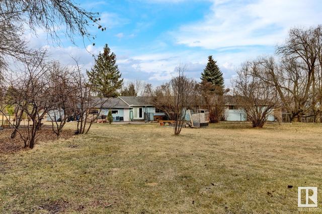 2 - 55204 Rge Rd 222, House detached with 3 bedrooms, 2 bathrooms and null parking in Sturgeon County AB | Image 45