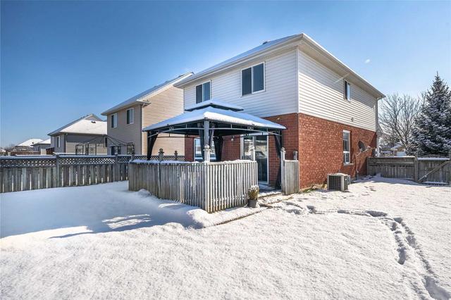 50 Cashel Cres, House detached with 3 bedrooms, 3 bathrooms and 5 parking in Brantford ON | Image 25