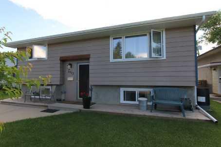 5912 53 Ave, House detached with 2 bedrooms, 2 bathrooms and 2 parking in Red Deer AB | Image 1