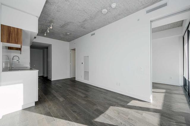 2812 - 185 Roehampton Ave, Condo with 1 bedrooms, 1 bathrooms and 0 parking in Toronto ON | Image 12