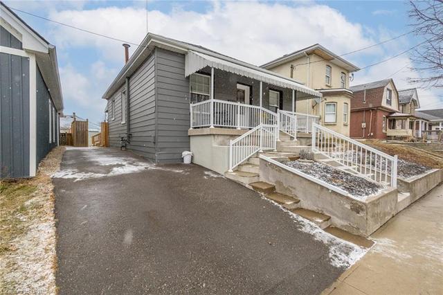 169 Terrace Hill Street, House detached with 2 bedrooms, 1 bathrooms and 2 parking in Brantford ON | Image 23