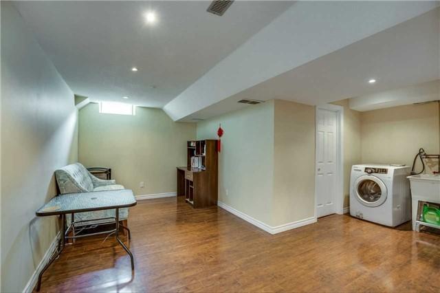 24 - 7 Southside Pl, Townhouse with 3 bedrooms, 3 bathrooms and 2 parking in Hamilton ON | Image 16