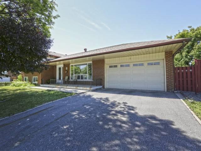 43 Marchbank Cres, House detached with 3 bedrooms, 3 bathrooms and 4 parking in Brampton ON | Image 1