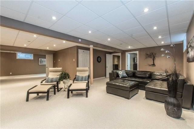 69 Miller Dr, House detached with 2 bedrooms, 3 bathrooms and 4 parking in Barrie ON | Image 14