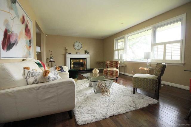 675 Scenic Dr, House detached with 3 bedrooms, 4 bathrooms and 6 parking in Hamilton ON | Image 39
