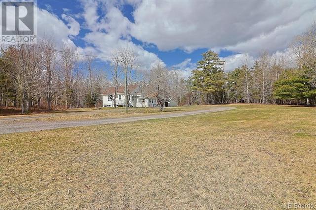 6769 - 101 Route, House detached with 3 bedrooms, 1 bathrooms and null parking in Petersville NB | Image 41