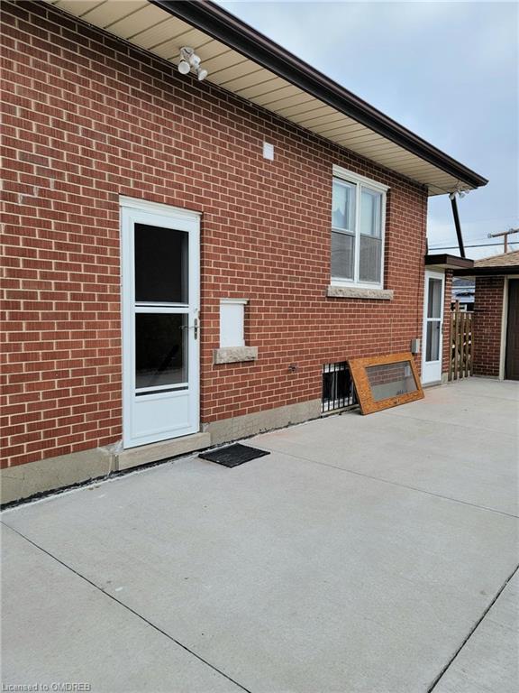 lower - 14 Chalmers Street, House detached with 2 bedrooms, 1 bathrooms and null parking in St. Catharines ON | Image 3