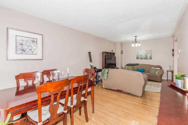 263 Fleetwood Cres, Townhouse with 4 bedrooms, 2 bathrooms and 1 parking in Brampton ON | Image 10
