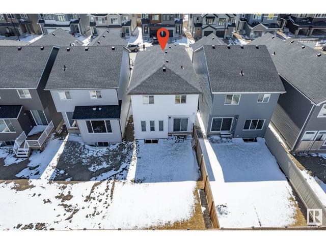 3884 Chru Pl Sw, House detached with 3 bedrooms, 2 bathrooms and null parking in Edmonton AB | Image 4