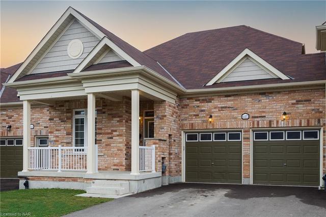 4452 Eclipse Way, House attached with 4 bedrooms, 3 bathrooms and 4 parking in Niagara Falls ON | Image 1