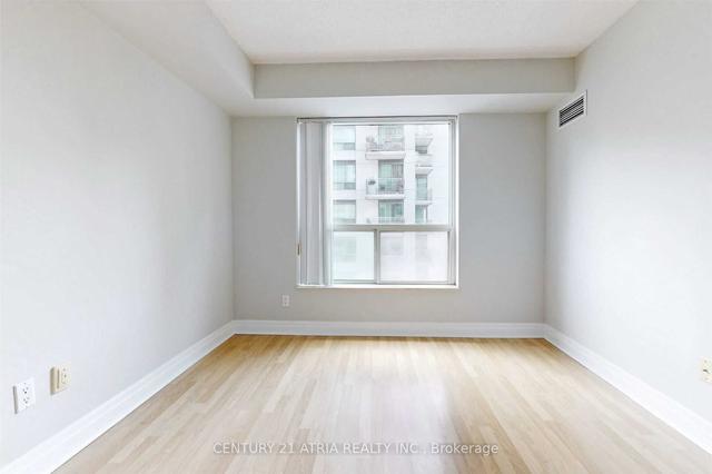 1603 - 188 Doris Ave, Condo with 3 bedrooms, 2 bathrooms and 1 parking in Toronto ON | Image 9