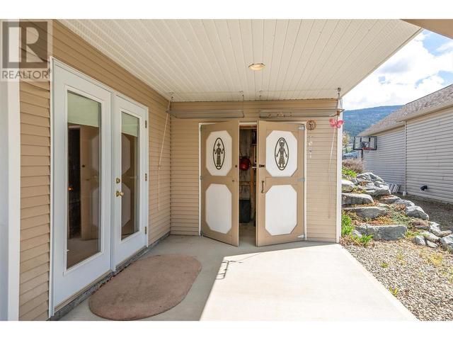 15718 Greenhow Road, House detached with 3 bedrooms, 2 bathrooms and 5 parking in Lake Country BC | Image 36