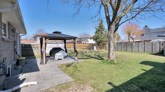 2 Glenroy Rd, House detached with 3 bedrooms, 2 bathrooms and 3 parking in London ON | Image 20