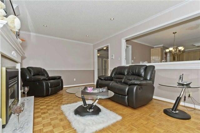 1619 Carrington Rd, House detached with 4 bedrooms, 4 bathrooms and 6 parking in Mississauga ON | Image 10