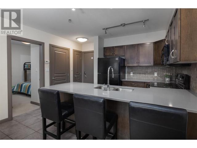 208 - 654 Cook Road, Condo with 1 bedrooms, 1 bathrooms and 1 parking in Kelowna BC | Image 8