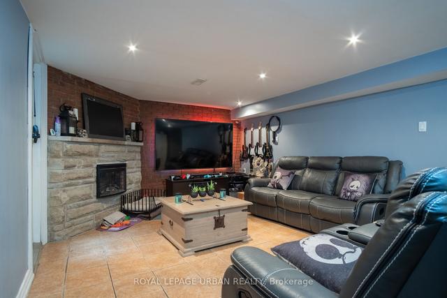 99 Falstaff Ave, House detached with 3 bedrooms, 2 bathrooms and 8 parking in Toronto ON | Image 31