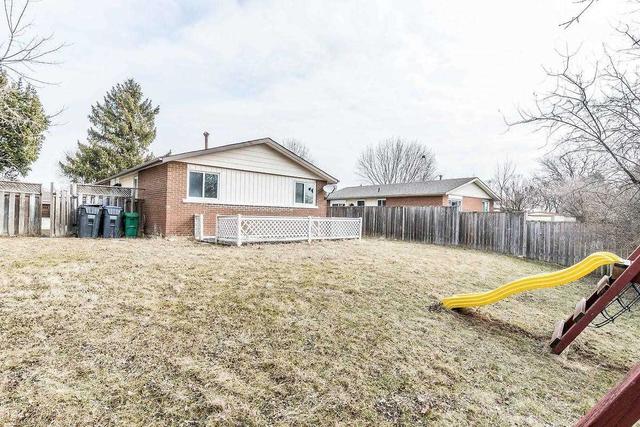 19 Finchley Cres, House detached with 3 bedrooms, 2 bathrooms and 8 parking in Brampton ON | Image 31