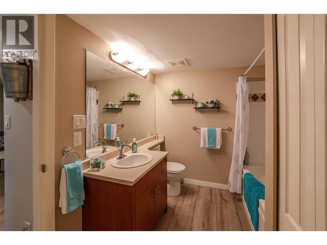 206 - 7600 Cottonwood Drive, Condo with 1 bedrooms, 1 bathrooms and 1 parking in Osoyoos BC | Image 16