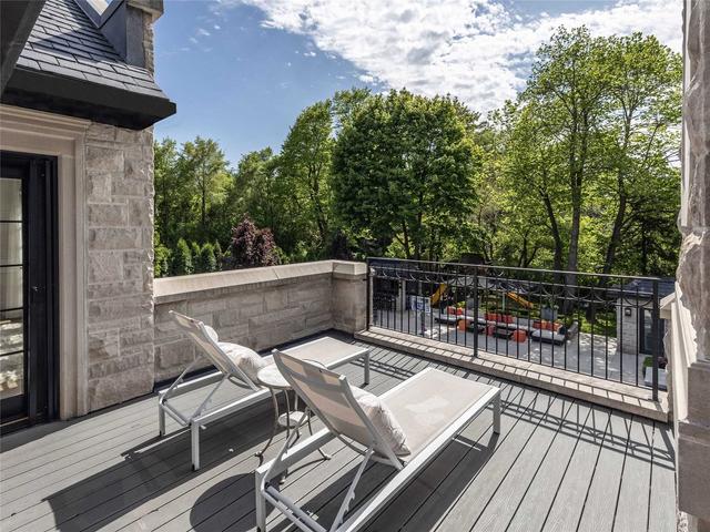 33 Green Valley Rd, House detached with 5 bedrooms, 9 bathrooms and 8 parking in Toronto ON | Image 13