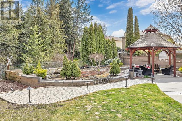 2390 Karli Court, House detached with 6 bedrooms, 3 bathrooms and 2 parking in West Kelowna BC | Image 40