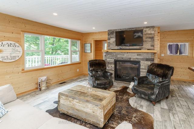 1060 Hammond Rd W, House detached with 3 bedrooms, 2 bathrooms and 6 parking in Lake of Bays ON | Image 28