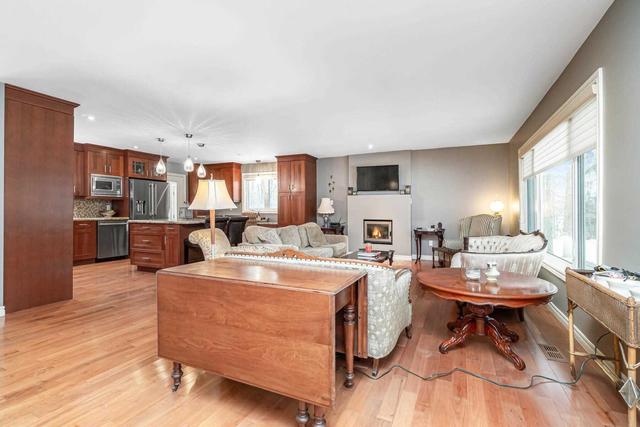 12885 Fifth Line, House detached with 3 bedrooms, 3 bathrooms and 10 parking in Halton Hills ON | Image 3