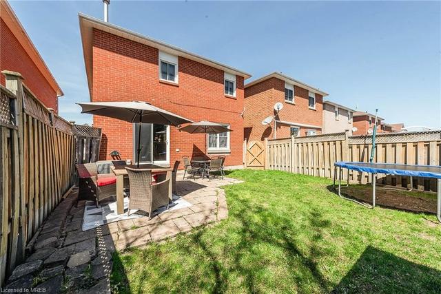 124 Joshua Road N, House detached with 3 bedrooms, 3 bathrooms and 6 parking in Orangeville ON | Image 46