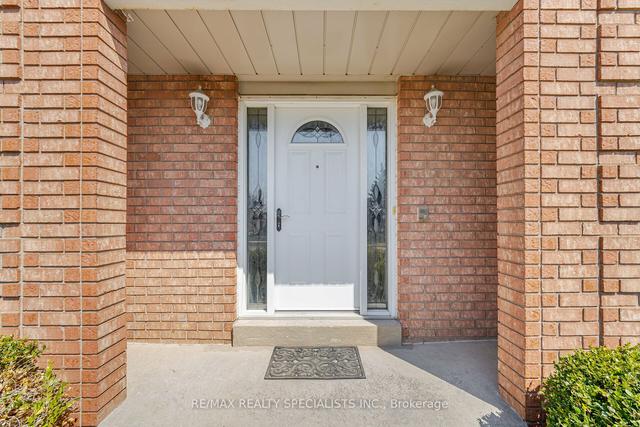 988 Stargazer Dr, House detached with 4 bedrooms, 3 bathrooms and 4 parking in Mississauga ON | Image 22