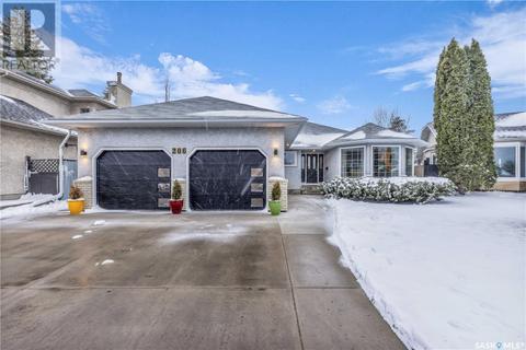 206 Braemar Bay, House detached with 5 bedrooms, 3 bathrooms and null parking in Saskatoon SK | Card Image